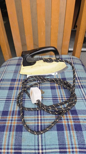 Morphy richards senior iron - senior, ca